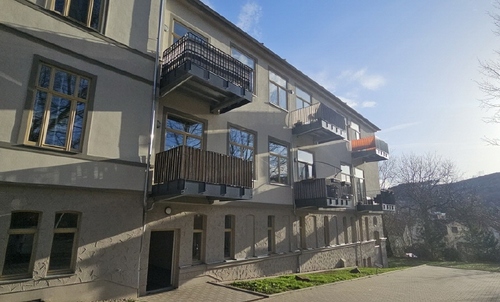 Alexandrinenstraße in Friedrichroda - 4- Zimmerwohnung mit 97,60 m&sup2; in Friedrichroda zur Miete