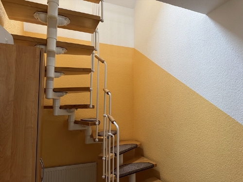 Treppe ins Obergschoss - 