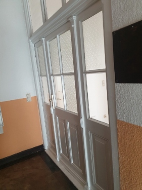 alte Türen aufgearbeitet - Mehrfamilienhaus, Wohnhaus mit 219,00 m² in Waltershausen zum Kaufen