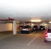 Mein Auto mitten in der Altstadt - Gotha Mönchelshof