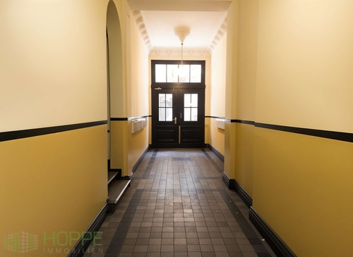 Treppenhaus Bild 1 - 