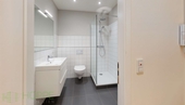 Duschbad Bild 1 - (Renovierungsvorschlag KI generiert) - 