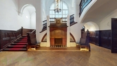 Eingangshalle mit Kamin - 