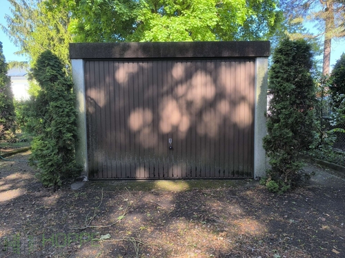 Garage - 