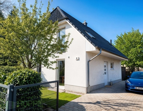 Sommeransicht 3 (KI generiert) - 4 Zimmer Einfamilienhaus in Berlin