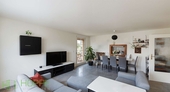Wohnzimmer Perspektive 1 - Wohnzimmer, Modern - (KI generiert) - 