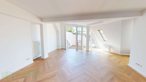 Wohnzimmer Perspektive 1 - 3 Zimmer Dachgeschoßwohnung zum Kaufen in Berlin