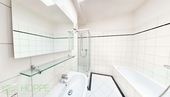 Badezimmer Perspektive 1 - (Einrichtung KI generiert) - 