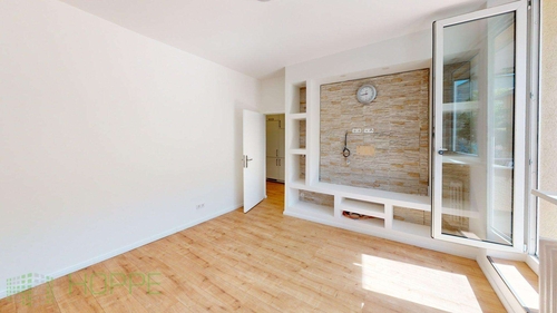 Wohnzimmer Perspektive 2 - 3 Zimmer Terrassenwohnung in Berlin