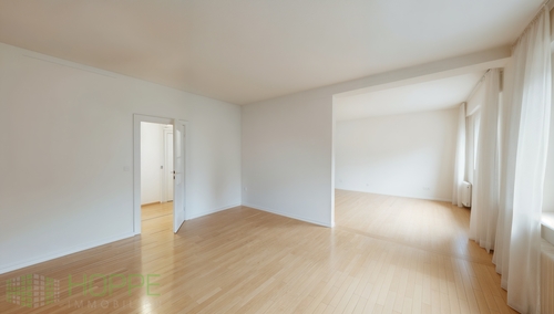 Billardzimmer Perspektive 1 - (Renovierungsvorschlag KI generiert) - 