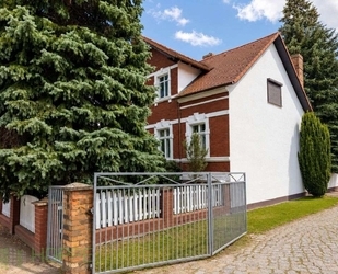 DahmeMark - Viel Platz für neue Ideen: Wohnhaus mit ehemaliger Gärtnerei und Ackerfläche - Dahme/Mark