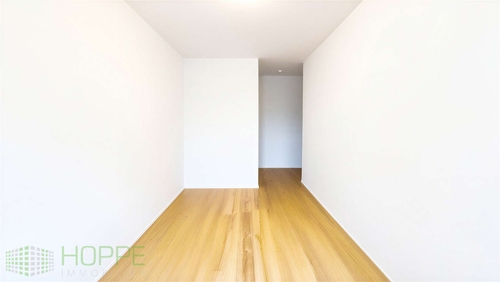 Kinderzimmer 2 Bild 1_defurnished - (Renovierung KI generiert) - 