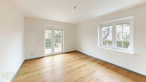 Wohnzimmer - (Renovierung KI generiert) - 