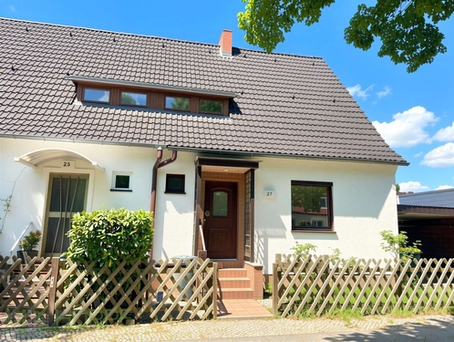 Ansicht 3 - (KI generiert) - 4 Zimmer Doppelhaushälfte in Berlin