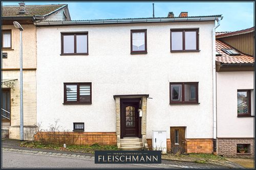 02-Aussenansicht - 5 Zimmer Einfamilienhaus zum Kaufen in Steinbach-Hallenberg