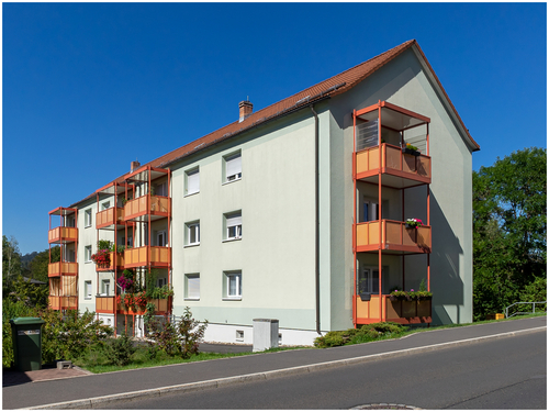 Außenansicht, Whg.mit Balkon3.Etage - 4 Zimmer Etagenwohnung zur Miete in Suhl
