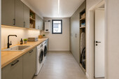UG HWS mögliche Visualisierung KI-Visualisierung – unverbindliches Gestaltungsbeispiel. Ausstattung, Raumwirkung und tatsächliche Ausführung können abweichen. - Einfamilienhaus mit 121,50 m&sup2; in Eisfeld zum Kaufen
