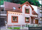 Außenansicht (Straße) - 5 Zimmer Doppelhaushälfte zur Miete in Suhl