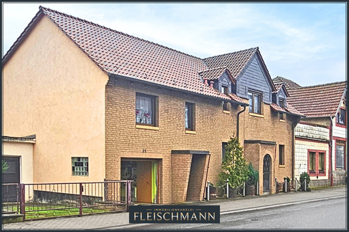 02-Aussenansicht - 8 Zimmer Zweifamilienhaus in Leimbach