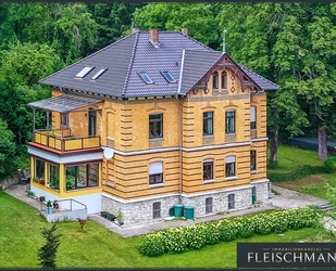 Exklusives Zweifamilienhaus in Pößneck: Eine Synthese aus Historie und Moderne - Poeßneck