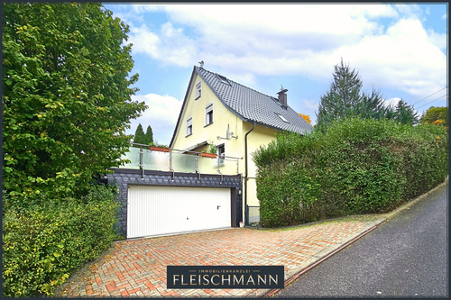 04-Aussenansicht (Garage) - 