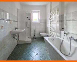 Aufzug, Balkon, Wanne und Dusche! Schicke 2 Raum Wohnung - Gera