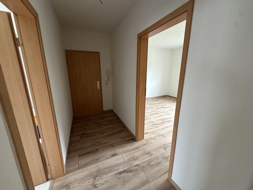 Flur (2) - 2 Zimmer Etagenwohnung in Gera