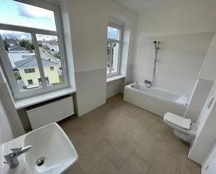 Modernisierte, helle 2 Zimmer Wohnung mit modernem Badezimmer! - Gera