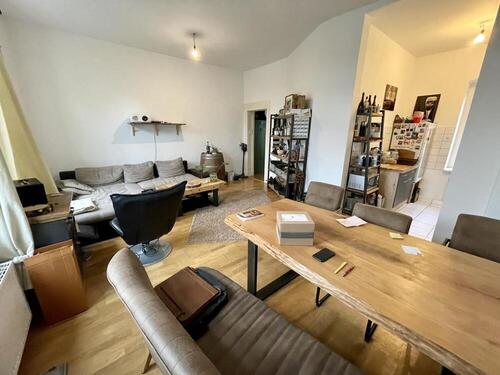 Wohnzimmer - 2 Zimmer Erdgeschoßwohnung zur Miete in Gera