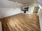 Wohnen - 2 Zimmer Dachgeschoßwohnung in Pölzig