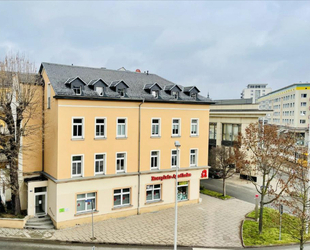 Mit Aufzug! Schicke 2 Raum Wohnung mit Dusche und Wanne im Zentrum von Gera.