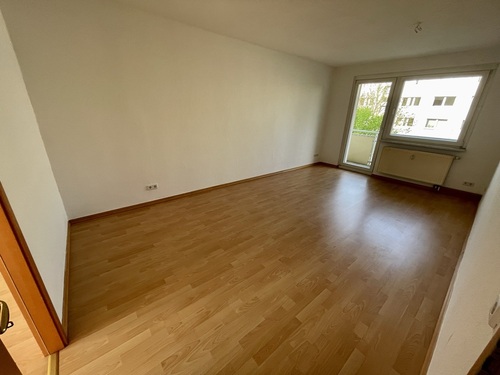Wohnen - 4 Zimmer Etagenwohnung zur Miete in Gera