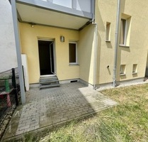 Moderne 2 Raum Wohnung mit Wanne, Dusche und Terrasse in Gera-Debschwitz!