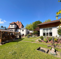 Einfamilienhaus mit Poolhaus, Wintergarten, Nebengebäuden und viel Grundstück! - Gera