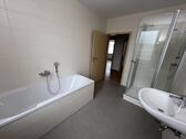 Bad - 3 Zimmer Etagenwohnung in Gera