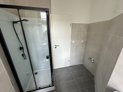 Bad - 2 Zimmer Etagenwohnung zur Miete in Gera
