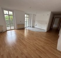 Offenes Wohnen mit Balkon und Aufzug! Zwei-Zimmer Wohnung im Ostviertel (WE8) - Gera