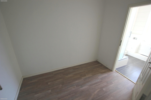 Ankleide / Büro - 