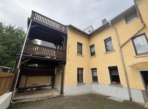 Ansicht hinten - 10 Zimmer Mehrfamilienhaus, Wohnhaus zum Kaufen in Weida