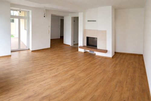 Wohnzimmer mit Kamin - 