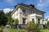 Süd-/Westansicht - 10 Zimmer Zweifamilienhaus in Gera