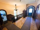 Historischer Treppenaufgang - 