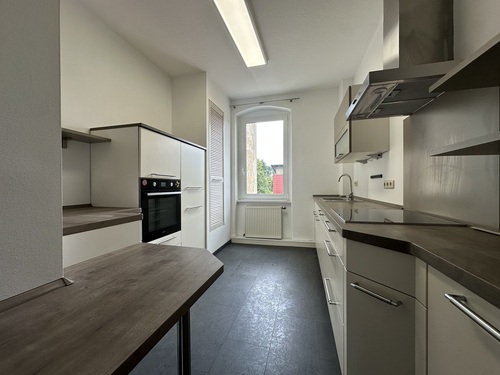 Küche - Stilvoll und Modern mit EBK*: Ihre Traum-3-Raum-Wohnung in Debschwitz wartet!