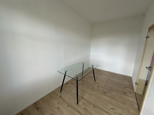 Arbeits-/Esszimmer - 
