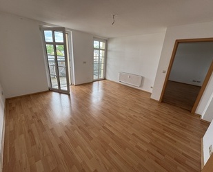 Helle & ruhige 2 Zimmer Whg. mit Aufzug und Balkon (W 31) - Gera
