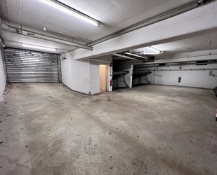 Knöllchen ade! 1 Tiefgaragenstellplatz im Doppelparkersystem in Gera-Untermhaus!