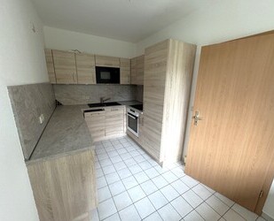 Wohnen mit Mehrwert: 2-Raum-Wohnung mit großzügigem Doppel-Wintergarten in Gera-Bieblach!