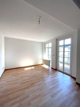 Wohnen - Dachgeschoßwohnung mit 60,00 m&sup2; in Gera zur Miete