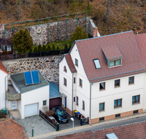 Charmantes Einfamilienhaus mit Substanz, Garage, Garten und Terrasse ! - Gera