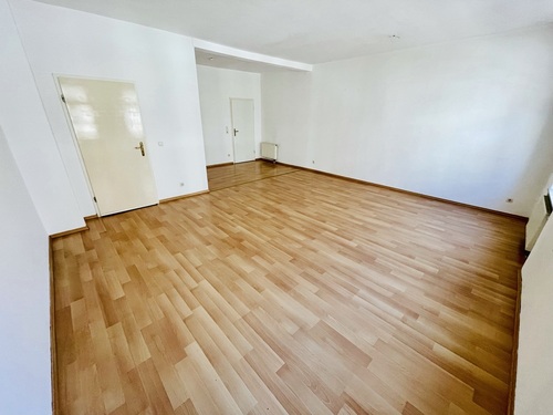 Wohnen - 3 Zimmer Etagenwohnung zur Miete in Gera